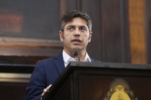 Kicillof: “A los trabajadores les digo: no son ustedes, es el rumbo económico de un Gobierno nacional insensible que los abandona"